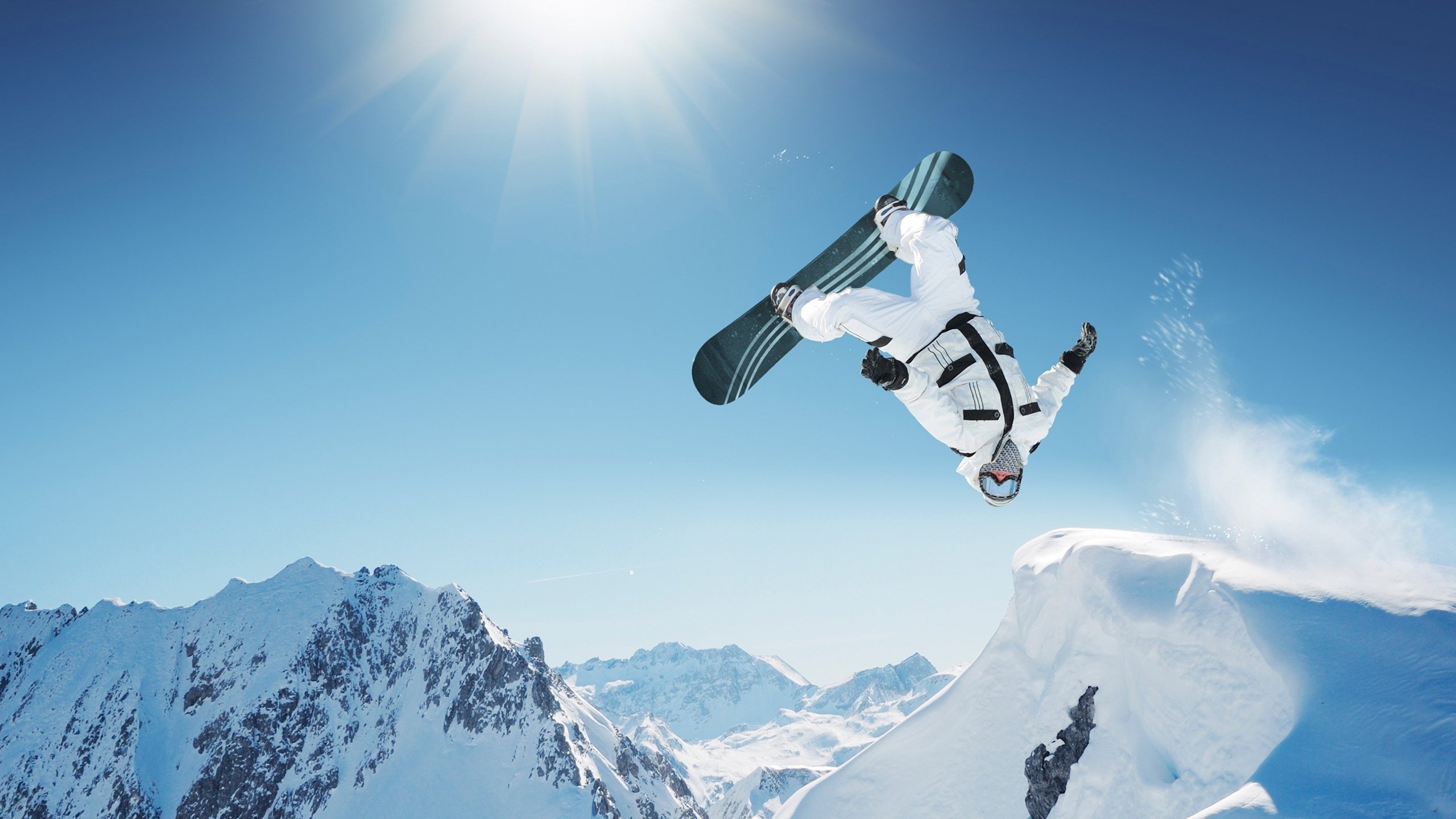 欧冠-王者归来！阿贾克斯终结进球荒，格列兹曼球迷高唱助威之夜